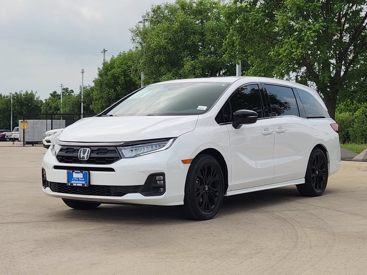 Used 2025 Honda Odyssey Sport-L image 3