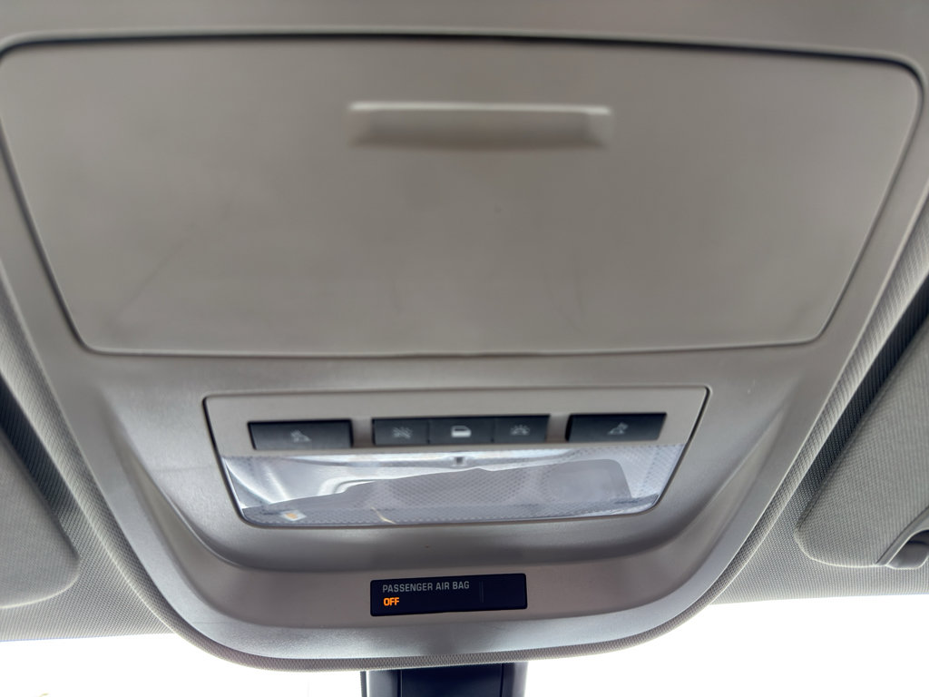 Used 2022 Chevrolet Colorado LT w/ Luxury Package image 24