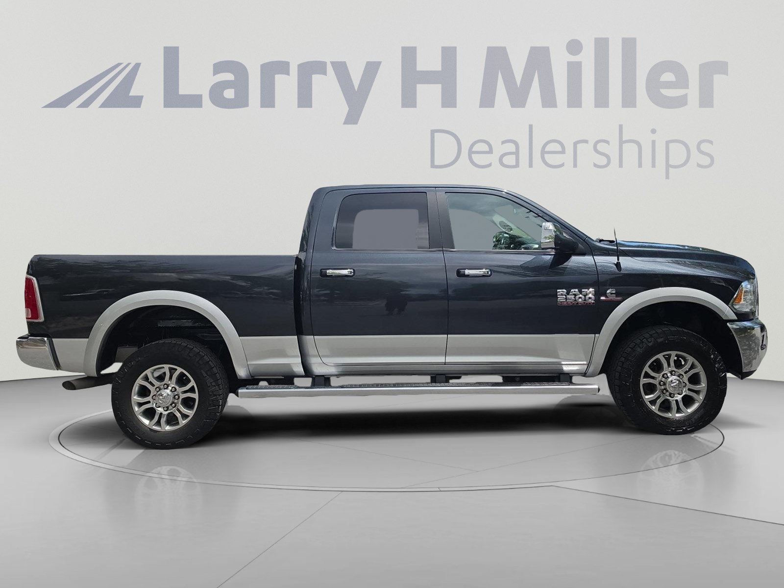 Used 2015 RAM 2500 Laramie AWD/4WD image 6