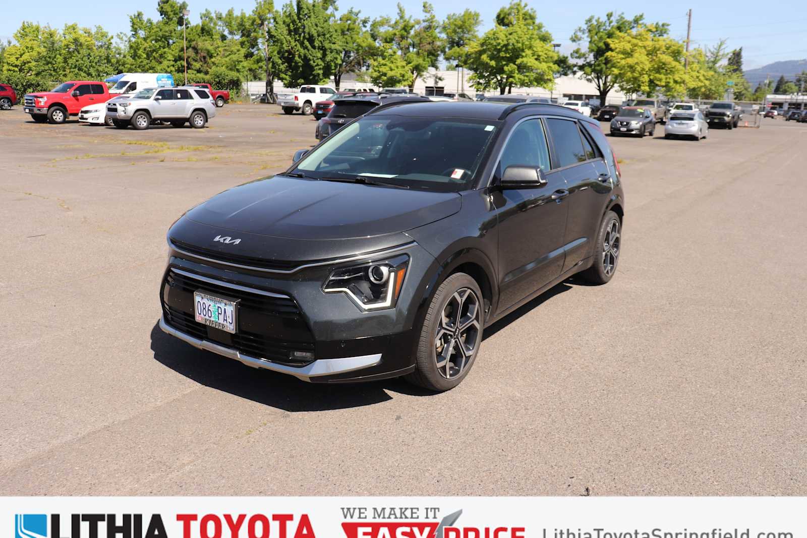 Used 2023 Kia Niro EX Touring FWD image 1