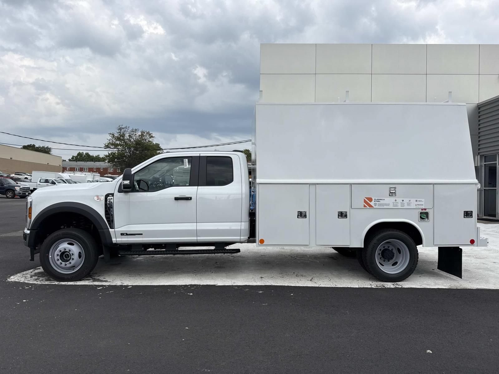 New 2026 Ford F550 4x4 Supercab Super Duty image 6