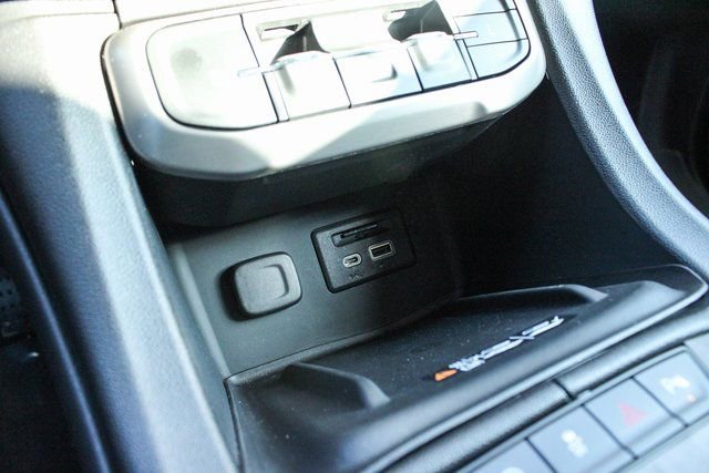 Used 2022 GMC Acadia Denali w/ Denali Ultimate Package image 20