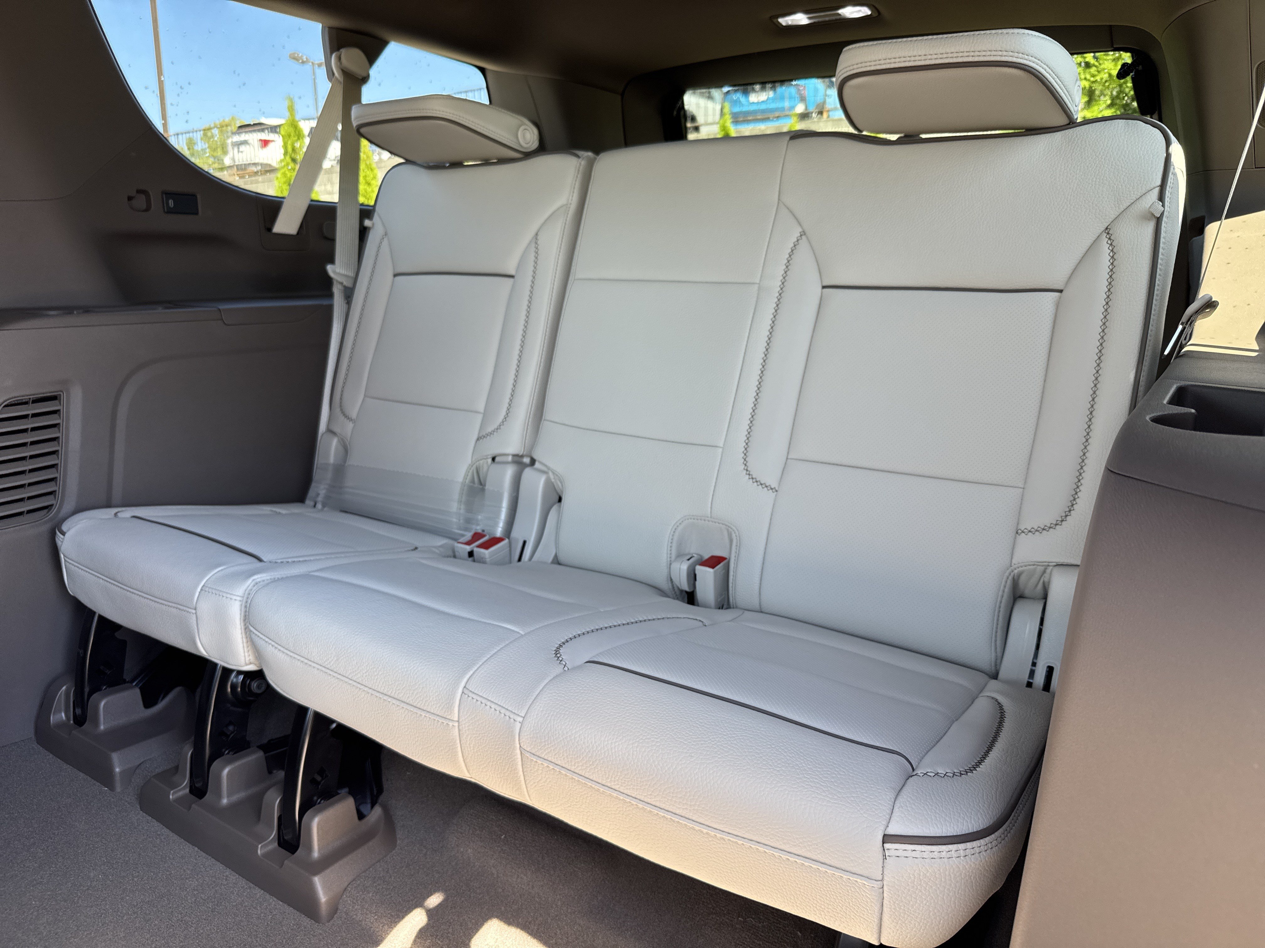 New 2026 GMC Yukon XL Denali w/ Denali Reserve Package AWD/4WD image 33