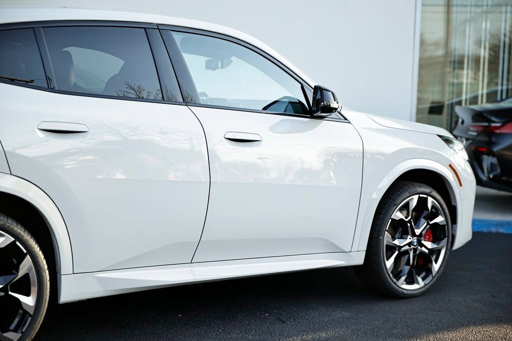 New 2026 BMW X2 xDrive28i w/ Technology Package AWD/4WD image 7