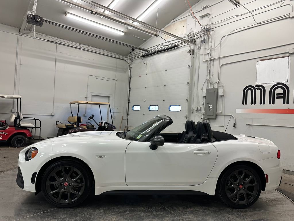 Used 2017 FIAT 124 Spider Abarth image 17