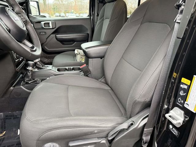 Used 2023 Jeep Gladiator Sport image 13