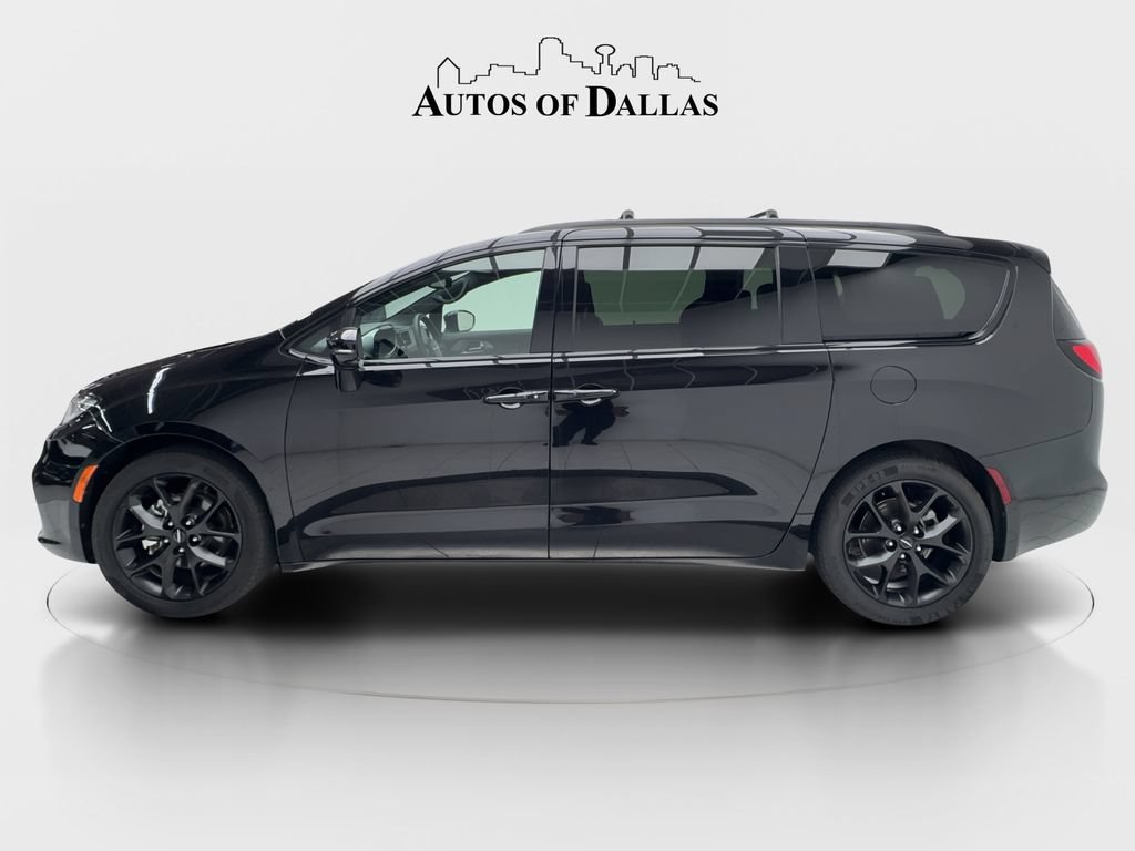 Used 2025 Chrysler Pacifica Limited FWD image 5