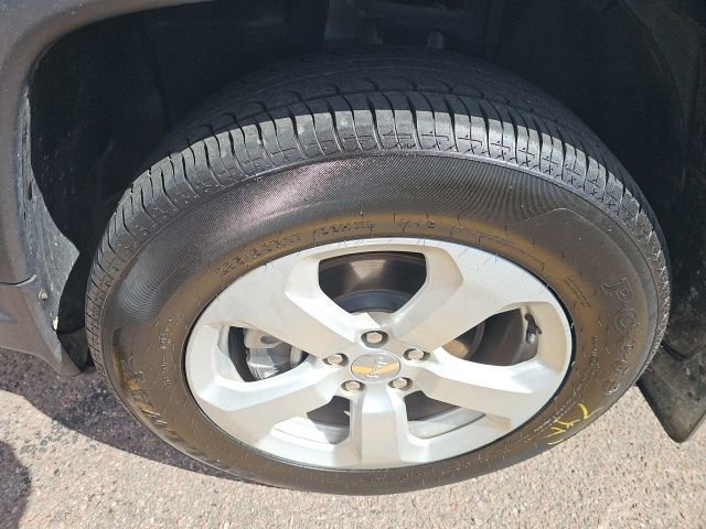 Used 2020 Jeep Compass Latitude image 11