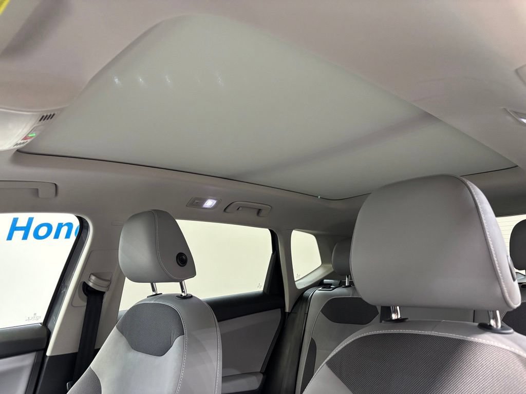 Used 2022 Volkswagen Taos SE AWD/4WD image 19