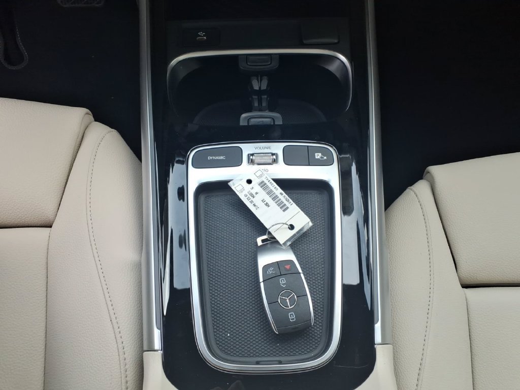 New 2026 Mercedes-Benz GLB 250 4MATIC image 24