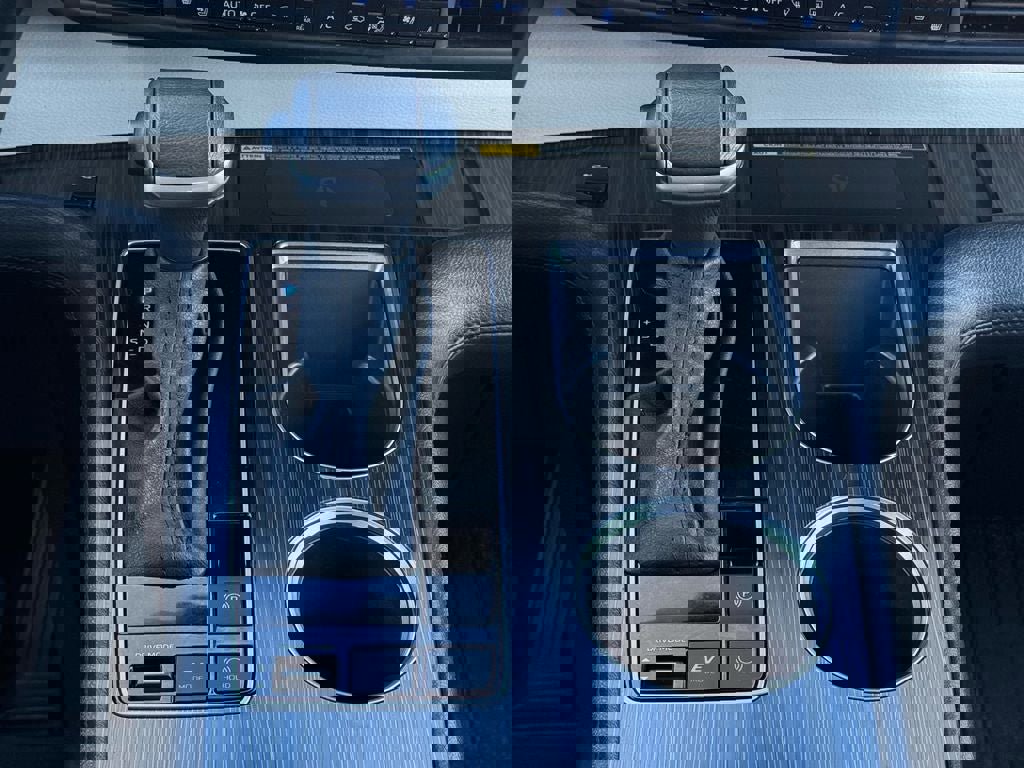 Used 2023 Toyota Sienna Platinum image 26