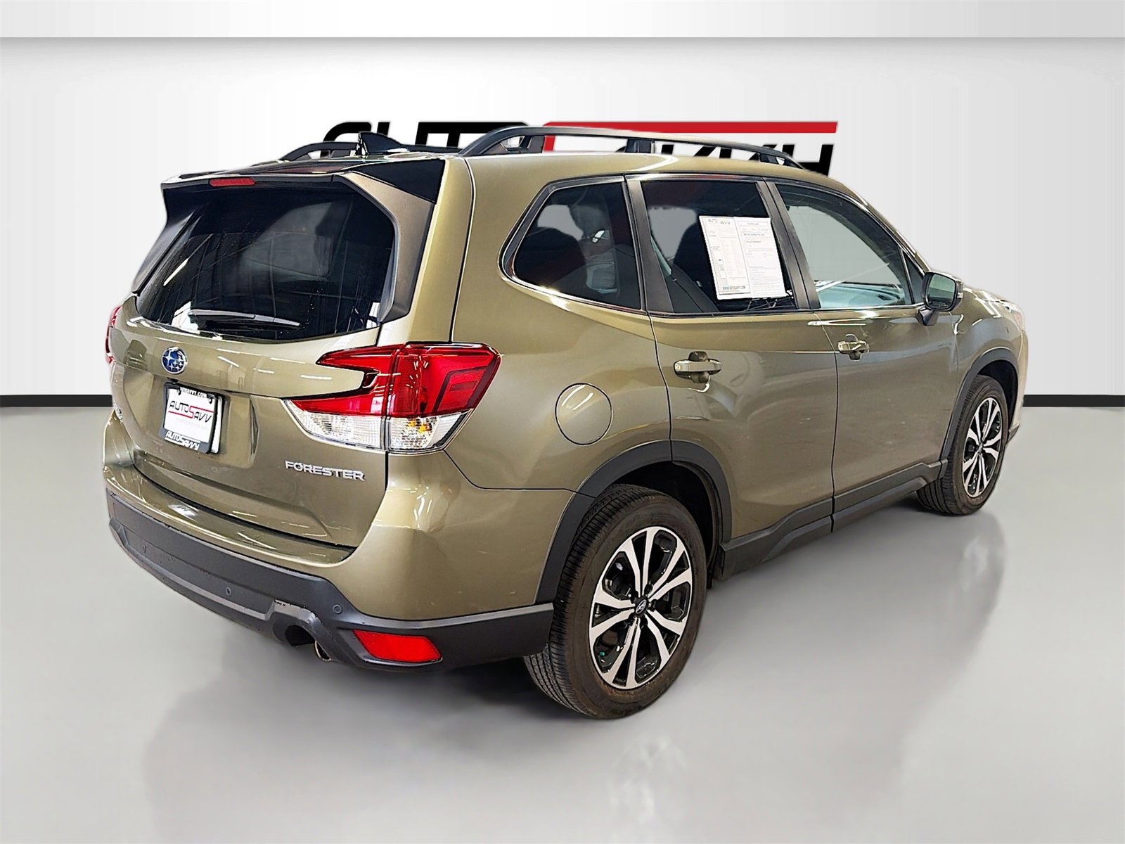 Used 2024 Subaru Forester Limited image 7