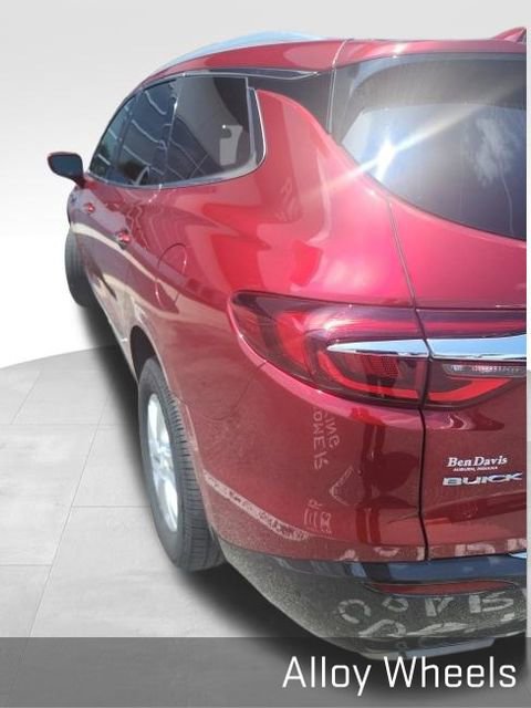 Used 2018 Buick Enclave Essence w/ Trailering Package FWD image 9