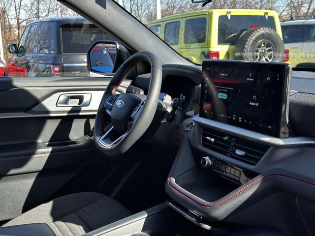Certified 2025 Ford Explorer ST-Line w/ ST-Line Street Pack image 33