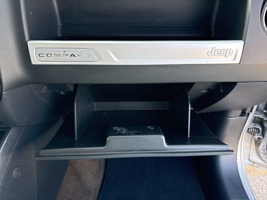 Used 2014 Jeep Compass Sport image 18