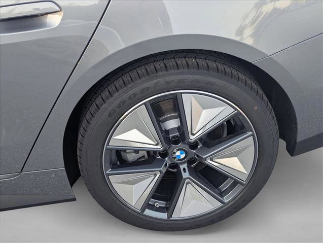 New 2026 BMW i4 eDrive40 image 9