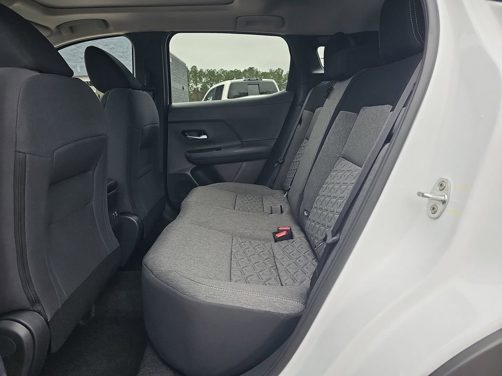 New 2026 Nissan Kicks SV w/ SV Premium Package FWD image 18