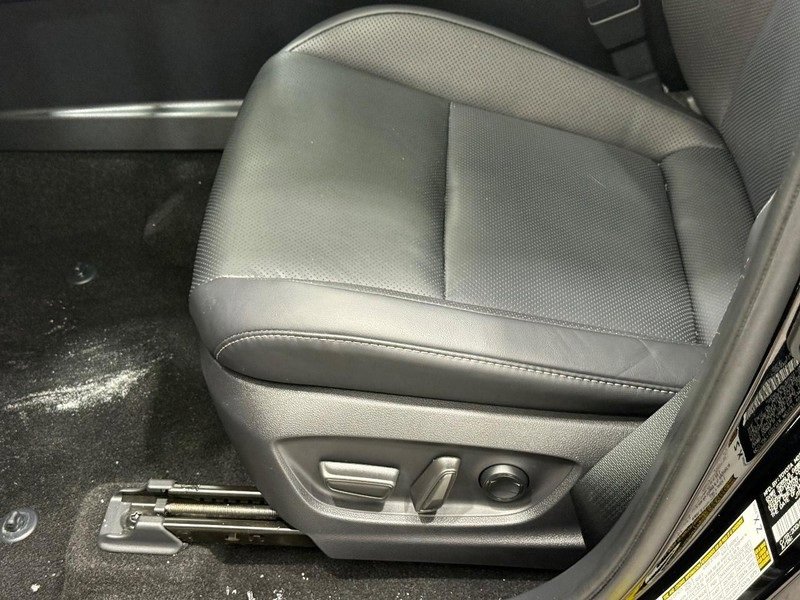 Used 2025 Toyota Crown Platinum image 20