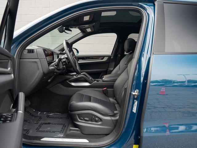 Certified 2024 Porsche Cayenne image 18