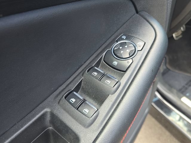 Certified 2023 Ford Edge ST-Line AWD/4WD image 11