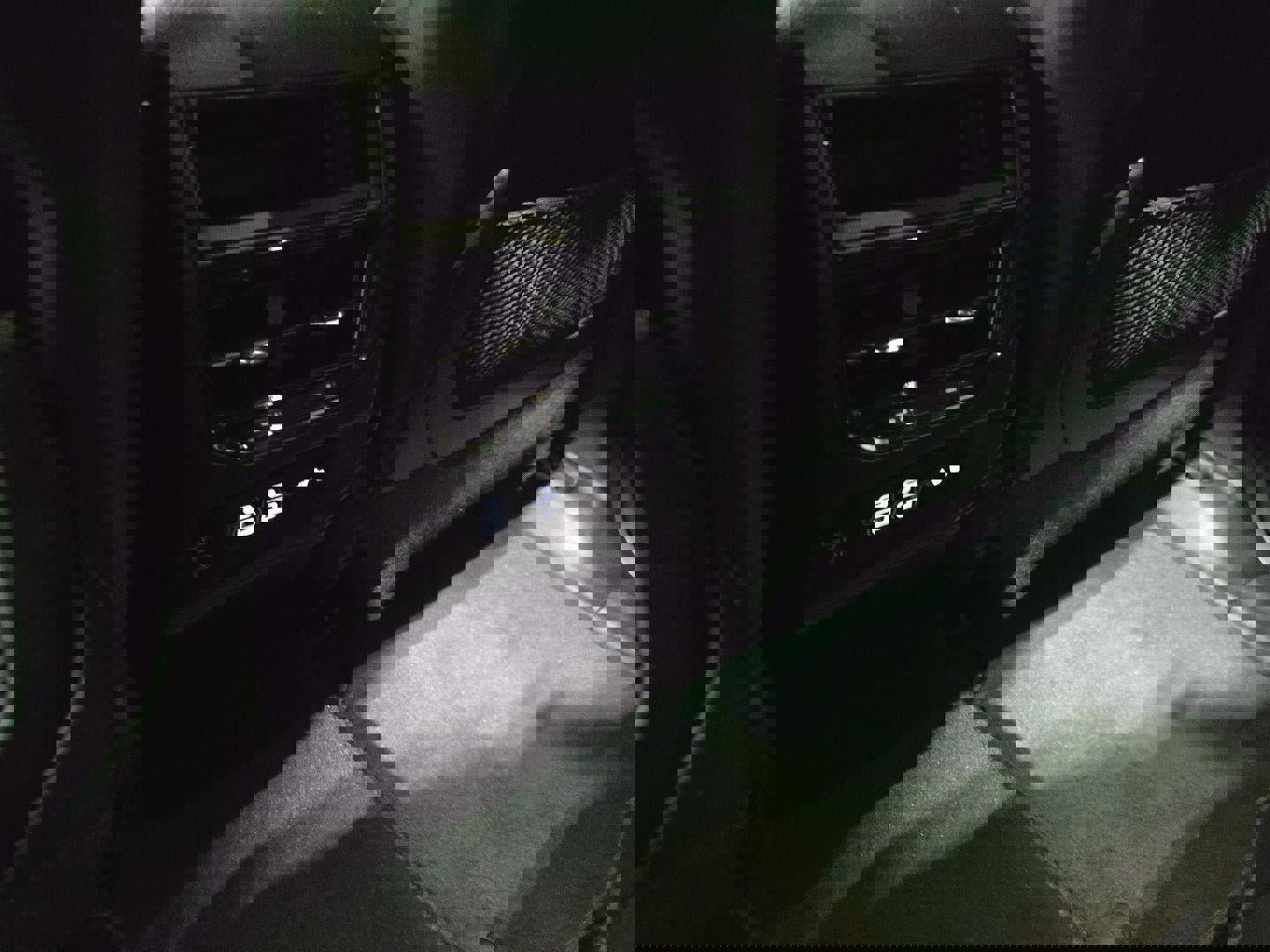 Used 2024 Jeep Grand Cherokee Limited image 24