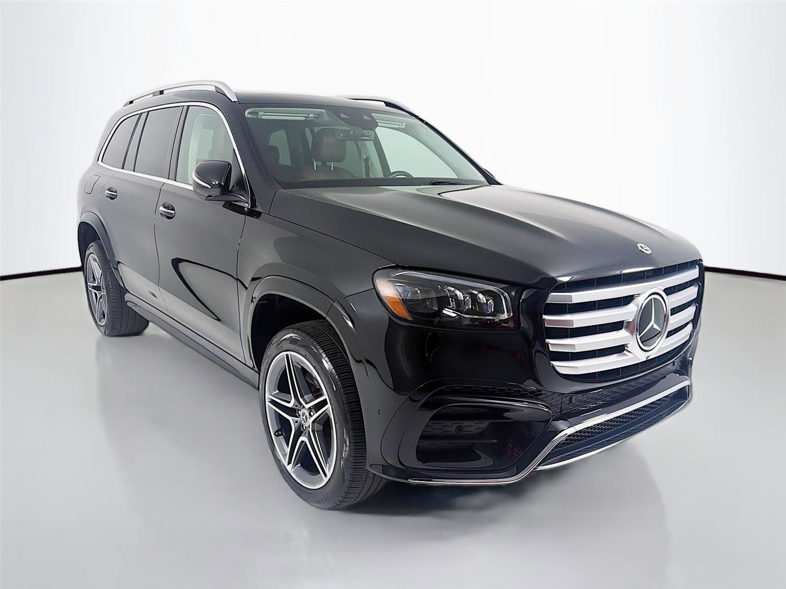 Used 2024 Mercedes-Benz GLS 450 4MATIC image 32