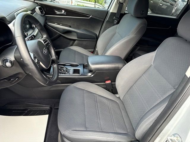 Used 2020 Kia Sorento LX w/ LX I4 Convenience Package AWD/4WD image 9