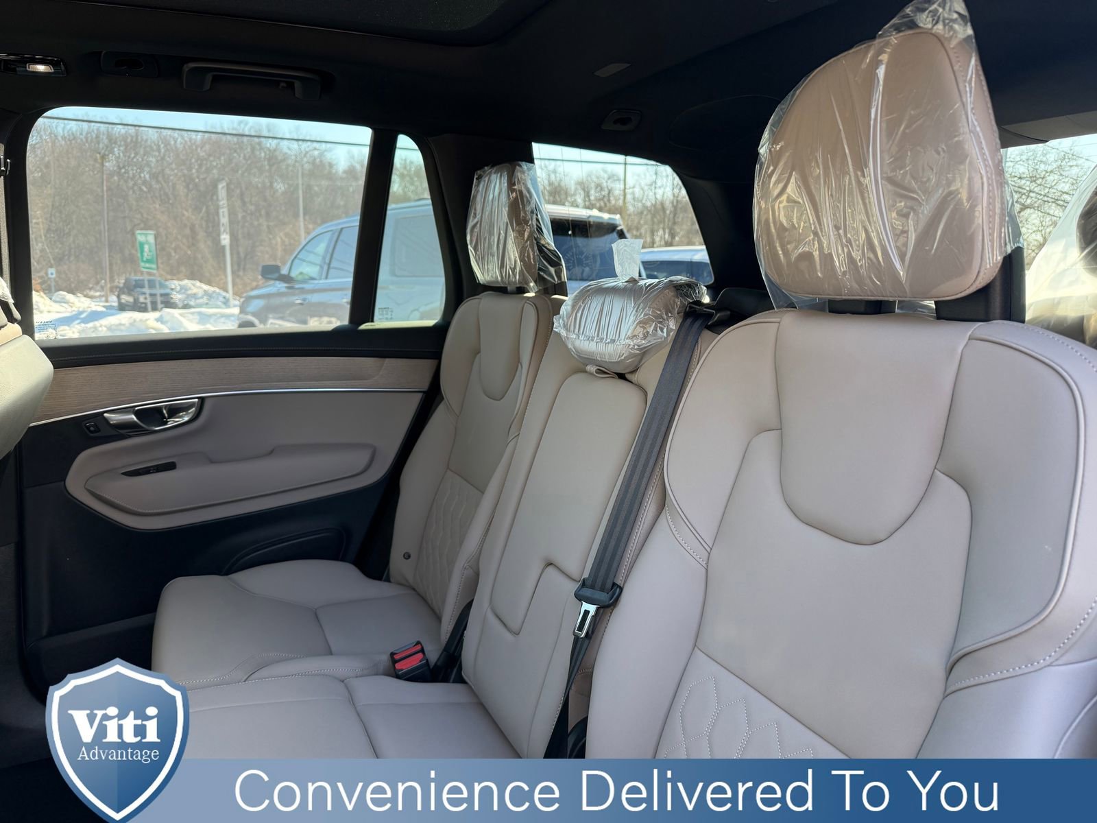 New 2026 Volvo XC90 B6 Plus w/ Protection Package Premier image 14