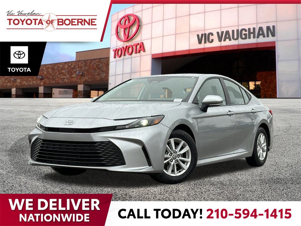Certified 2025 Toyota Camry LE image 1