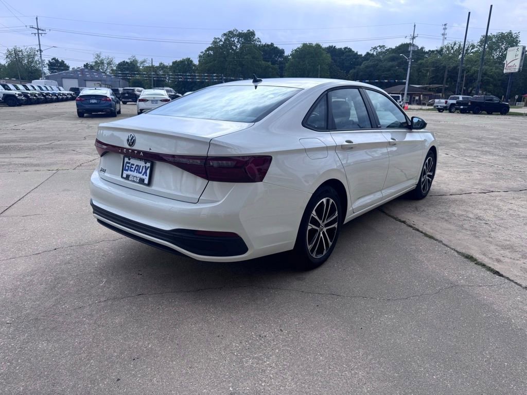 Used 2025 Volkswagen Jetta Sport FWD image 6