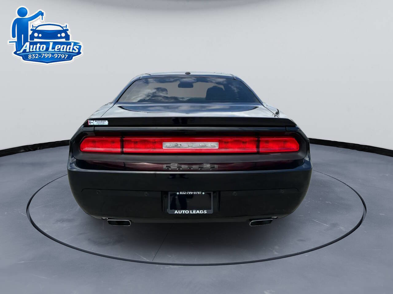 Used 2013 Dodge Challenger SXT Plus image 7