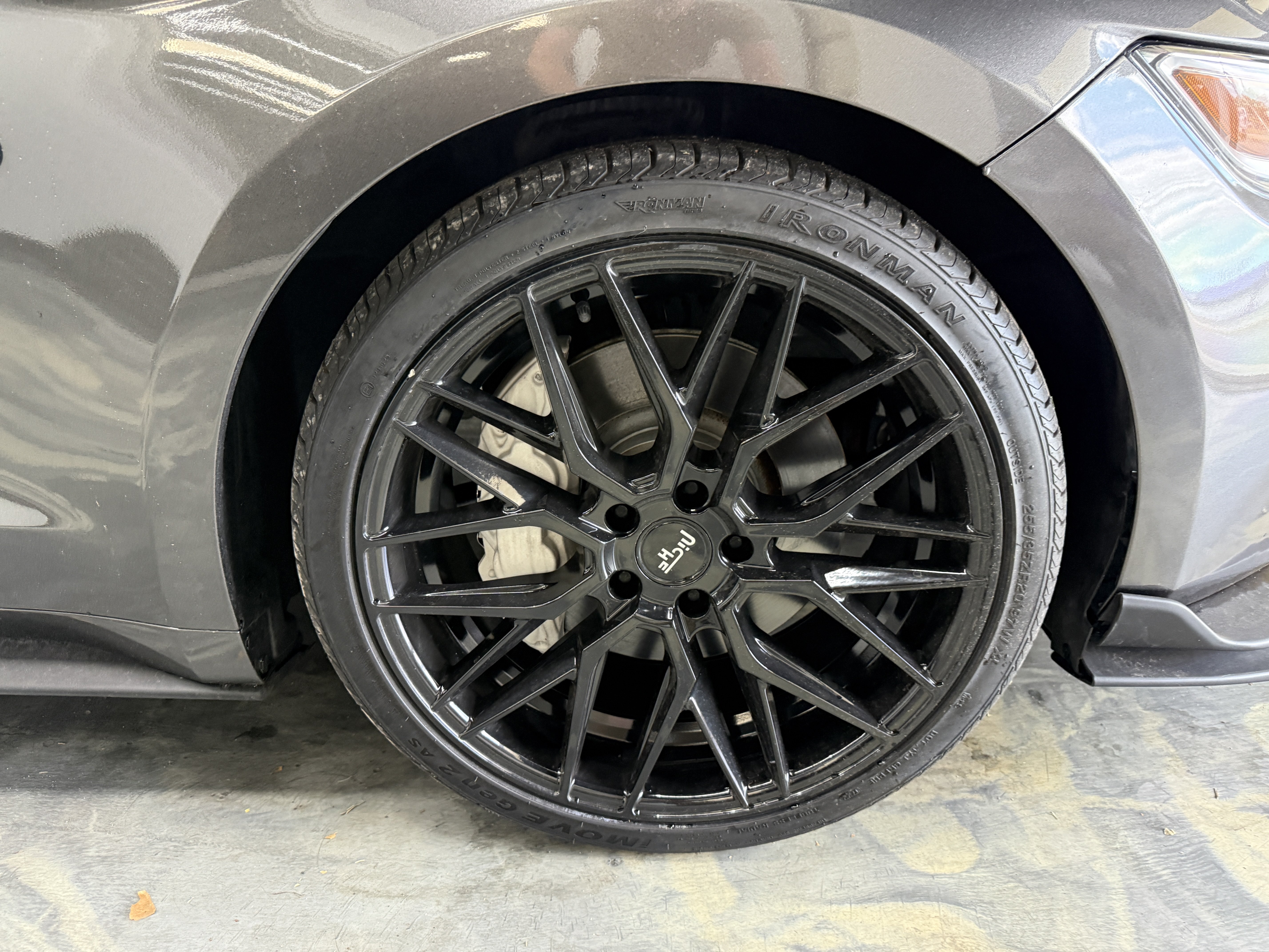 Used 2015 Ford Mustang GT Premium w/ Equipment Group 401A RWD image 26