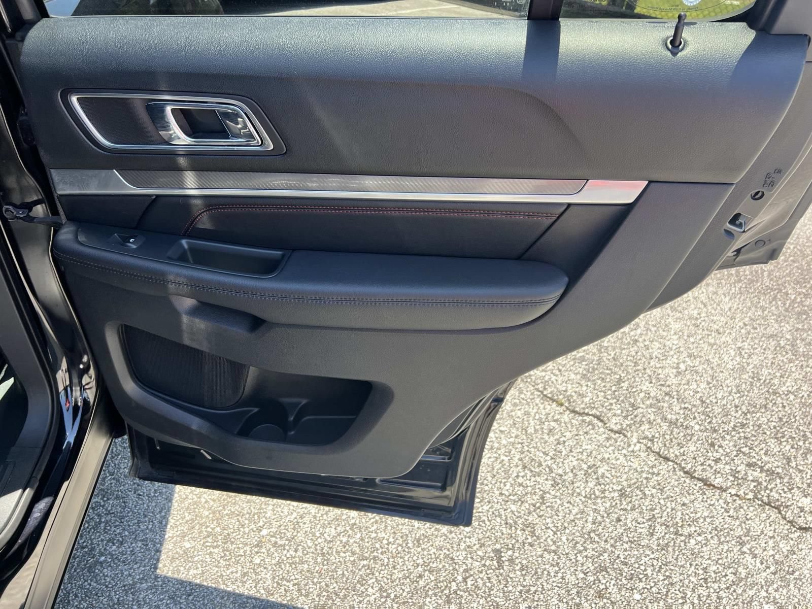 Used 2019 Ford Explorer Sport w/ Equipment Group 401A AWD/4WD image 16