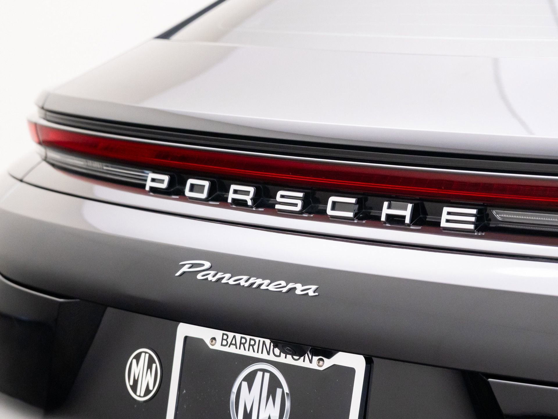 Used 2024 Porsche Panamera image 34