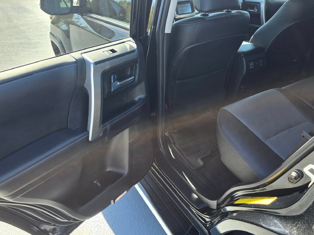 Used 2017 Toyota 4Runner SR5 Premium AWD/4WD image 16