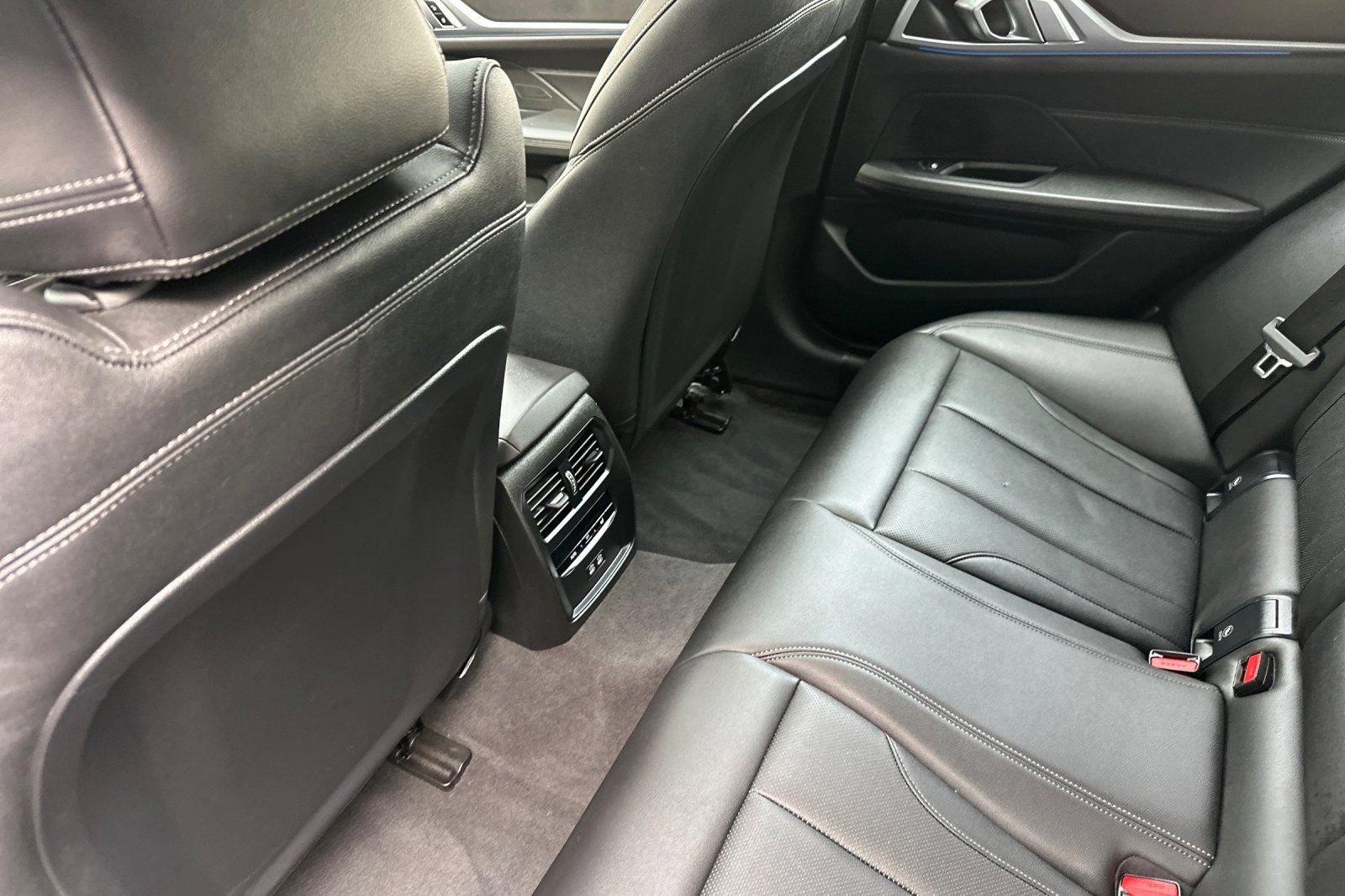 Used 2025 BMW i4 xDrive40i w/ Parking Assistance Package AWD/4WD image 14