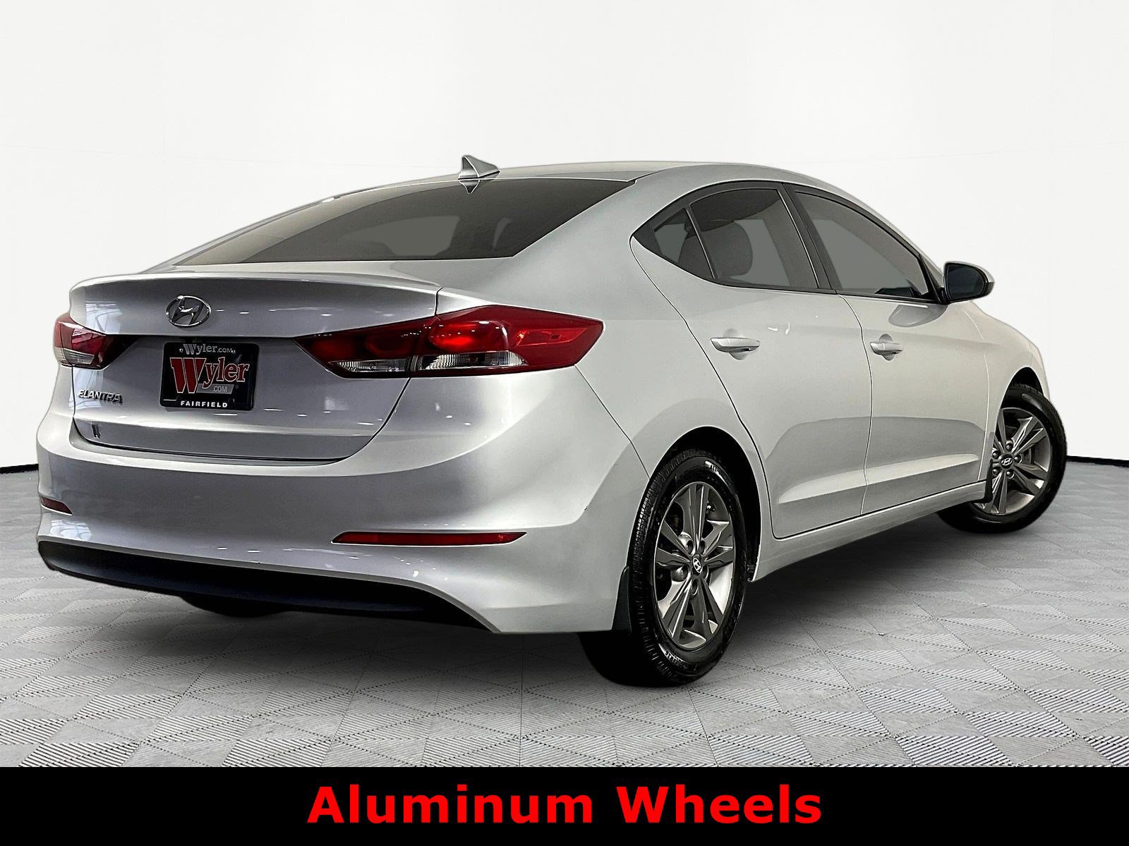 Used 2018 Hyundai Elantra SEL FWD image 6