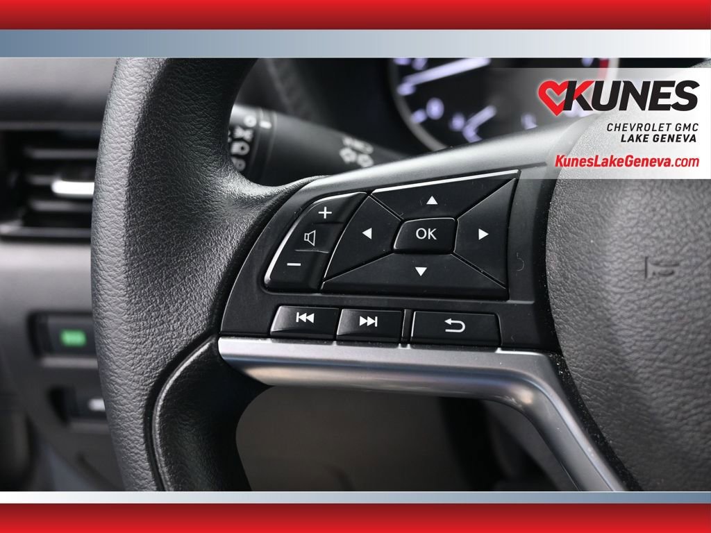 Used 2024 Nissan Sentra SV image 29