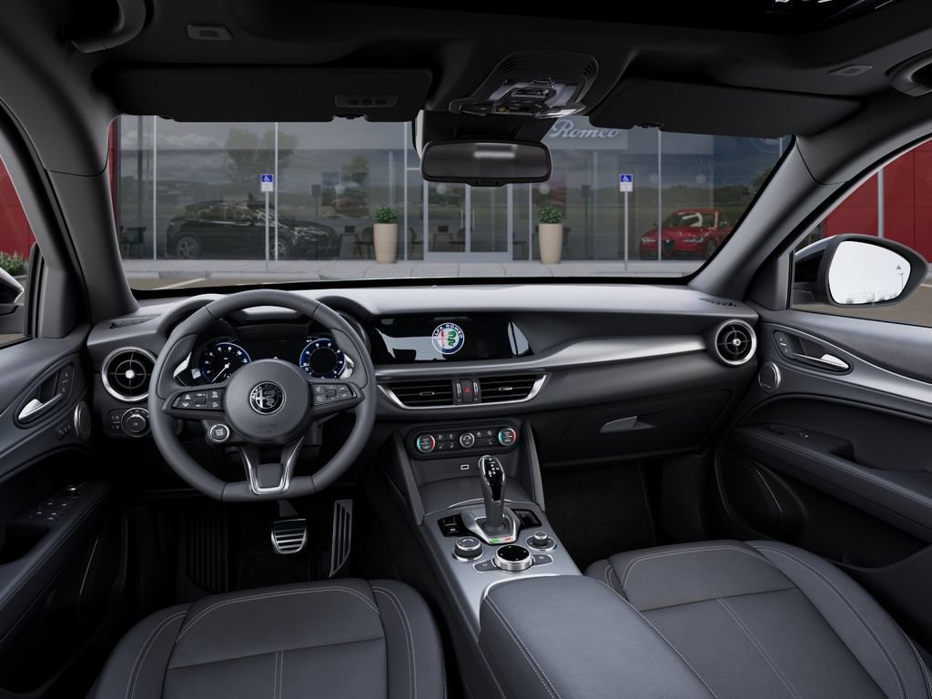New 2025 Alfa Romeo Stelvio Sprint w/ Convenience Package AWD/4WD image 15