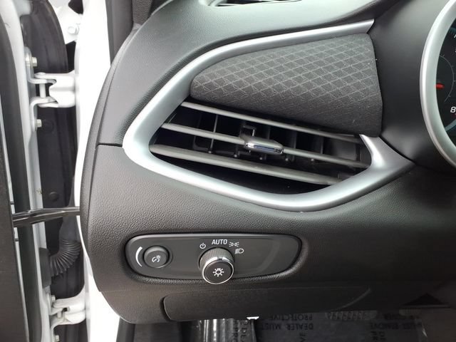 Used 2024 Chevrolet Malibu LT FWD image 21