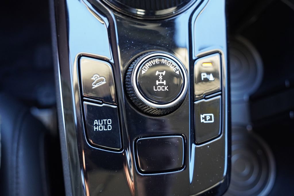 Certified 2025 Kia Sportage EX AWD/4WD image 29