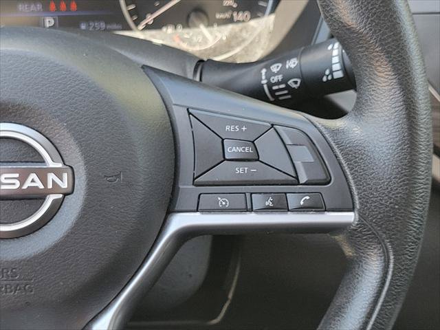 Used 2024 Nissan Altima 2.5 SV FWD image 24