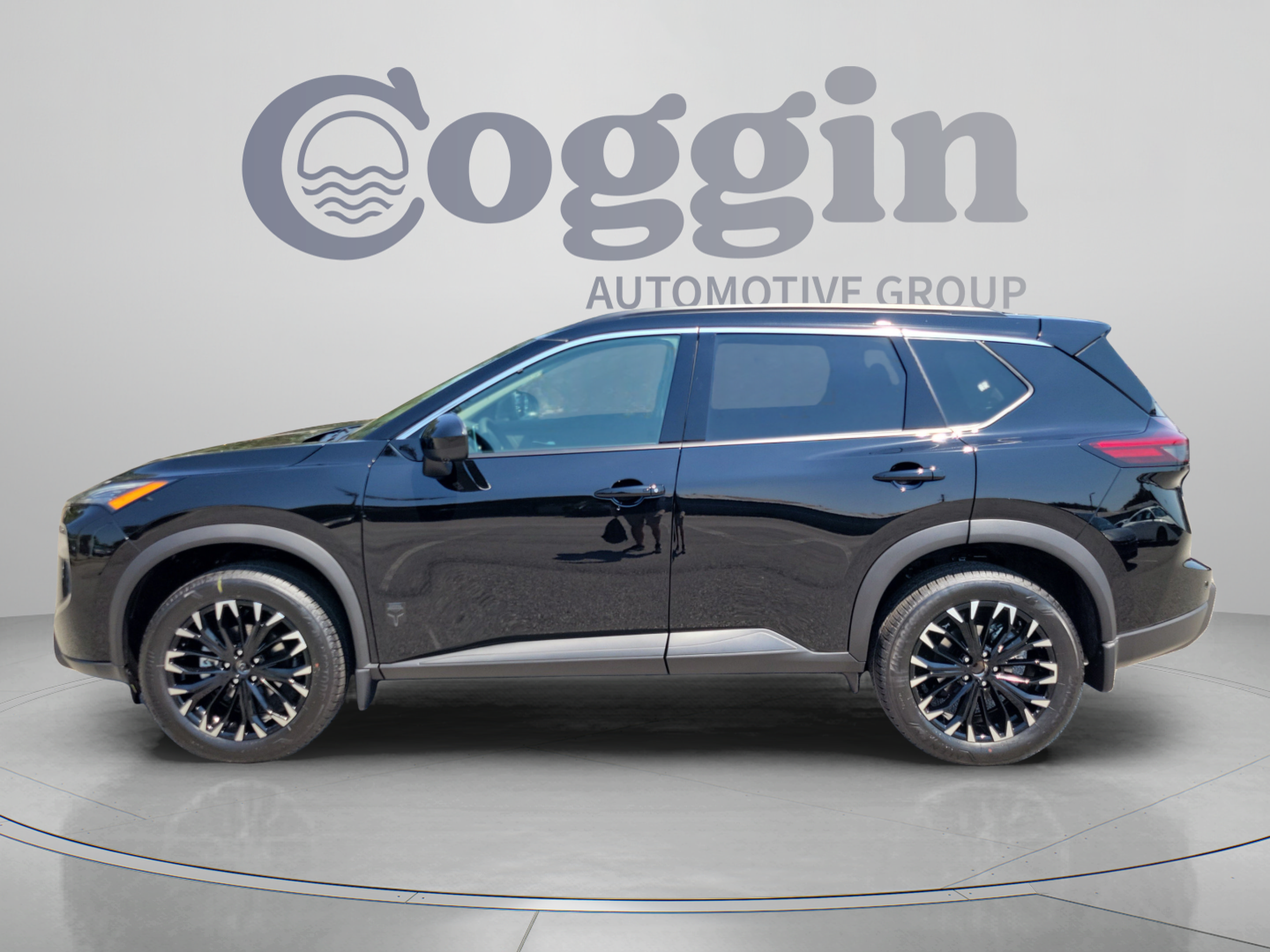 New 2026 Nissan Rogue Dark Armor FWD image 2