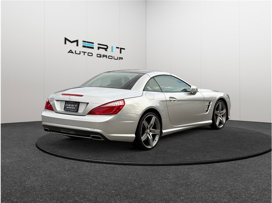 Used 2015 Mercedes-Benz SL 550 image 9