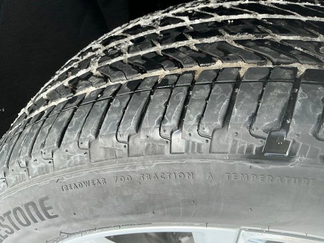 Used 2024 Chevrolet Tahoe High Country w/ Advanced Technology Package image 14