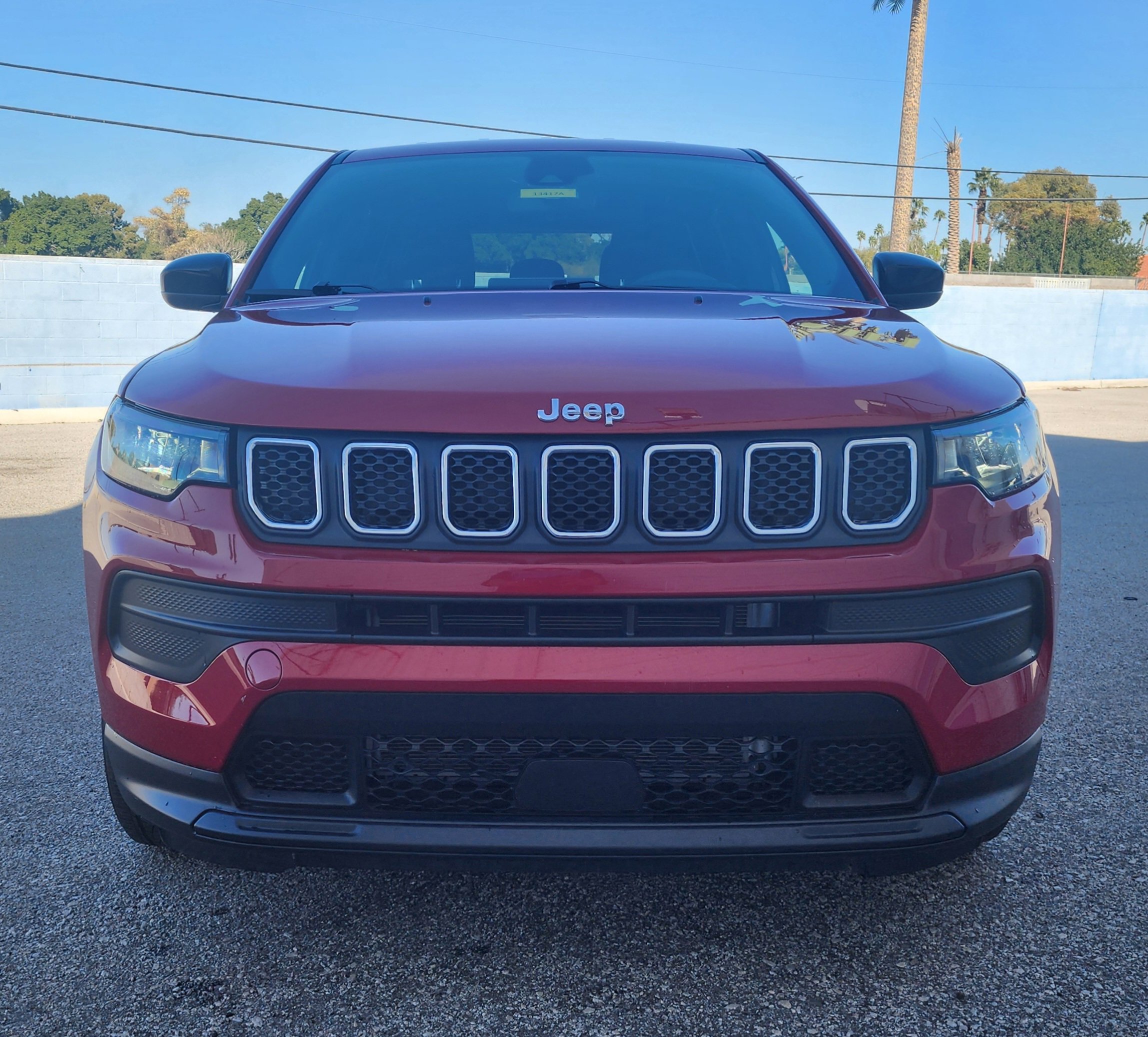 Used 2023 Jeep Compass Sport image 2