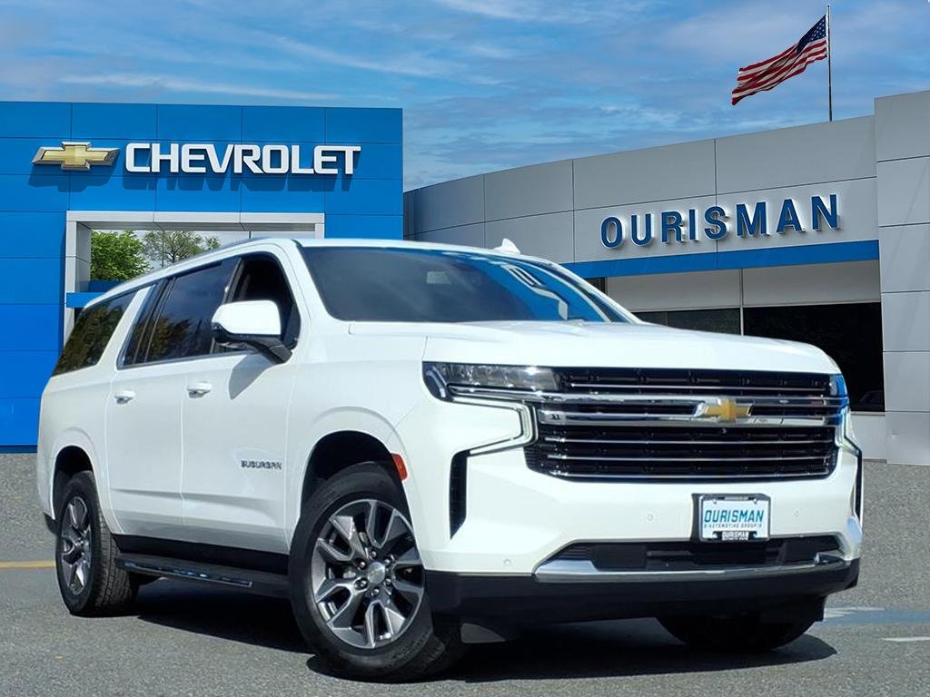 Used 2022 Chevrolet Suburban LT w/ Luxury Package