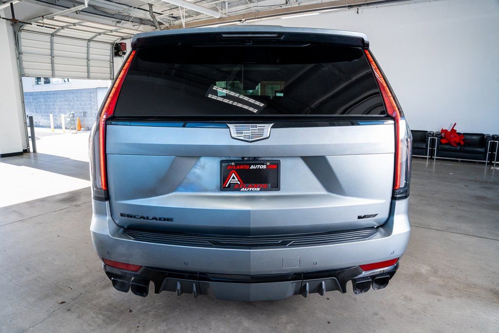 Used 2023 Cadillac Escalade ESV V image 7