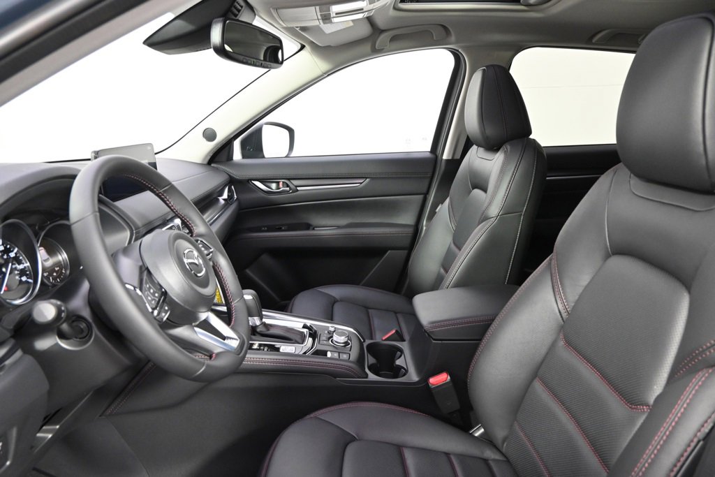 New 2025 MAZDA CX-5 Carbon Edition image 13