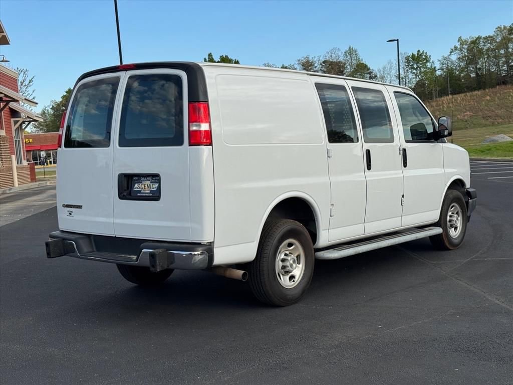 Used 2023 Chevrolet Express 2500 w/ Driver Convenience Package RWD image 3